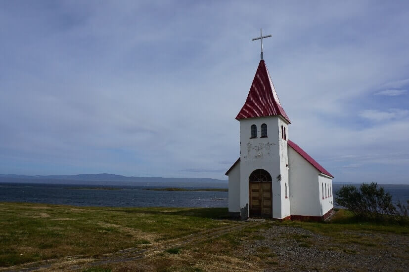 Kirche Westfjorde