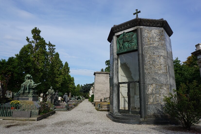 Zentralfriedhof Mailand