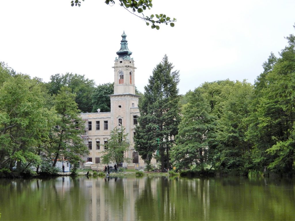 Schloss Dammsmühle Lost Place in Brandenburg