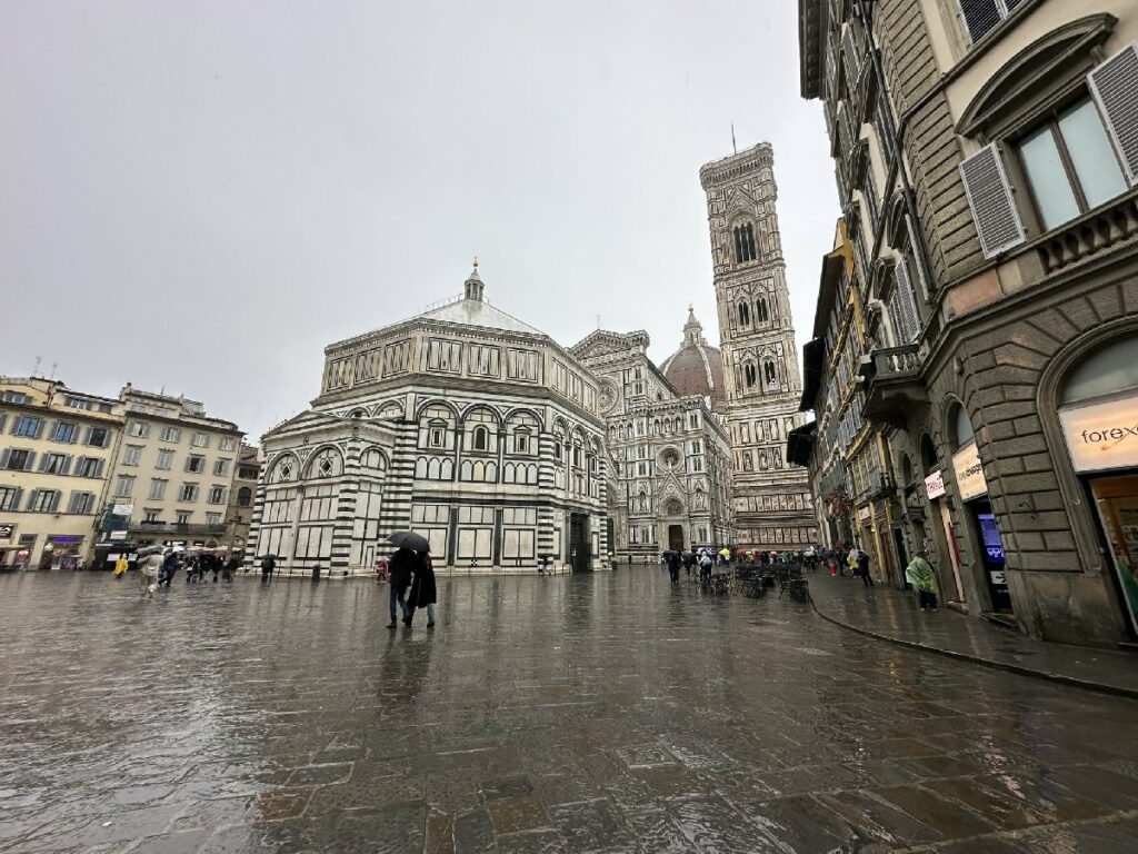 Kathedrale Florenz im Regen