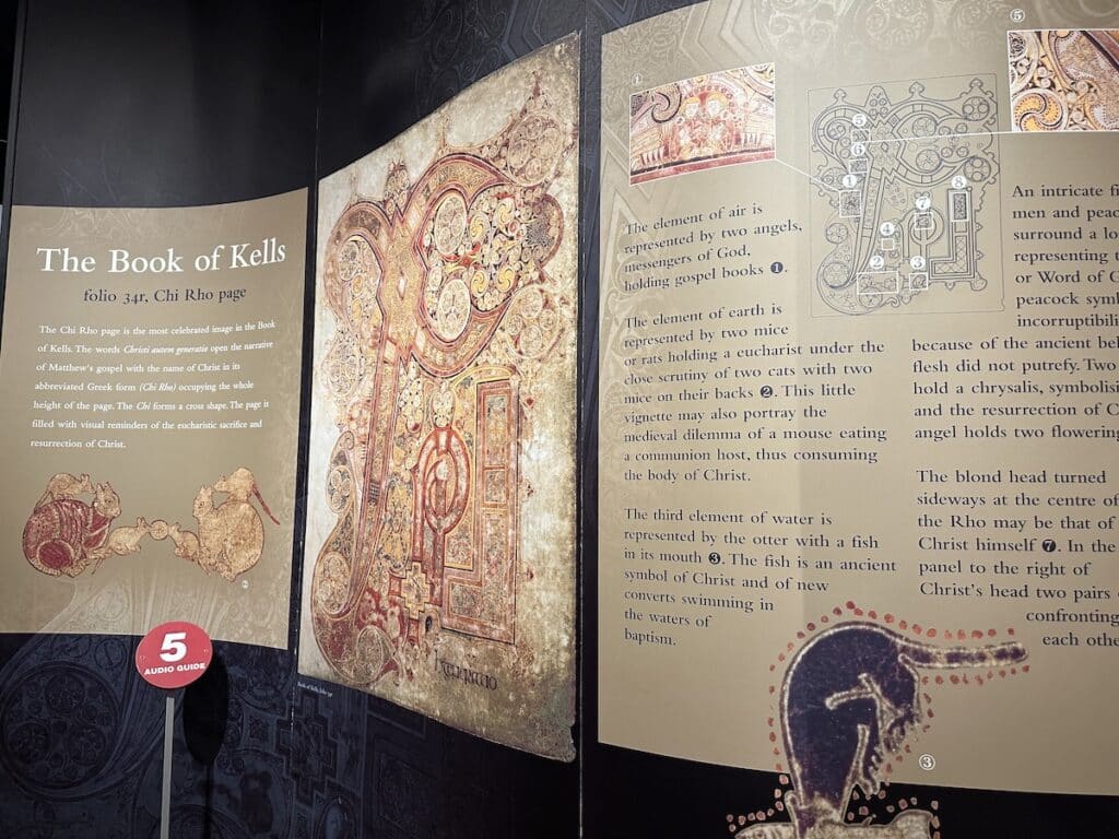 Ausstellung im Museum Book of Kells Trinity College