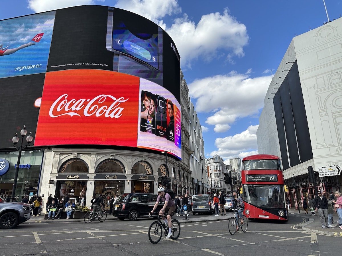 Picadilly Circus London