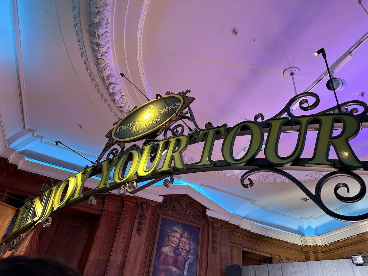 Shrek Tour Start