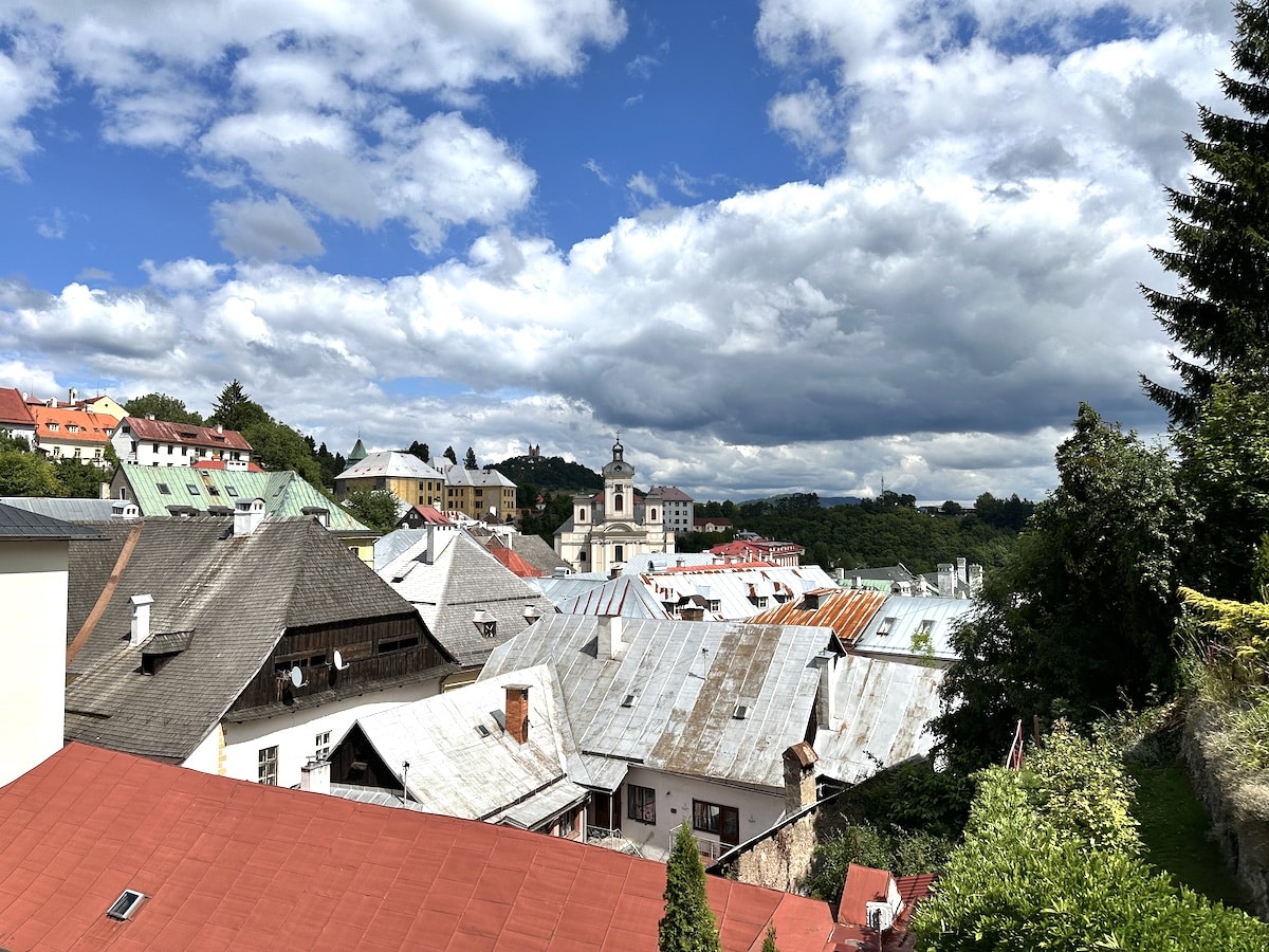 Dächer von Banská Štiavnica