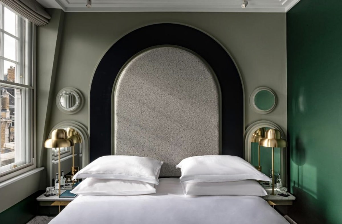 Henrietta Experimental Boutique Hotel London