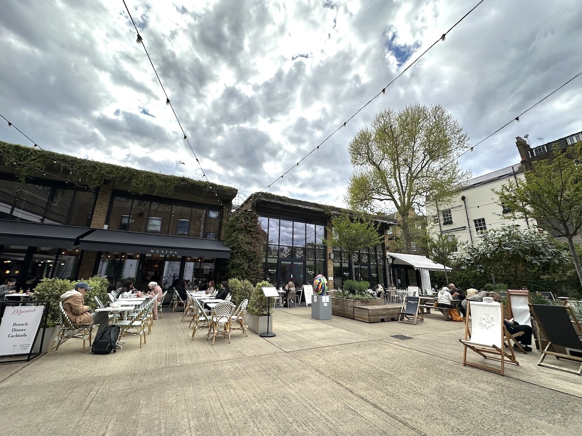Eccleston Square London im Frühling